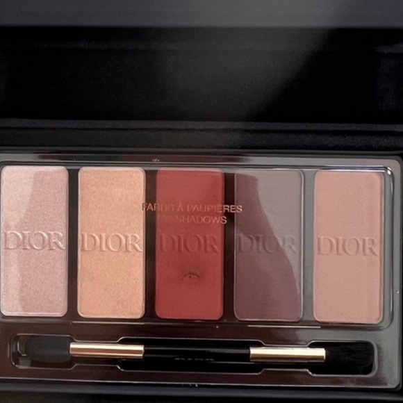 NIB DIOR Couture Case with 5 EyeshadowsPalette limited edition NEW in box
